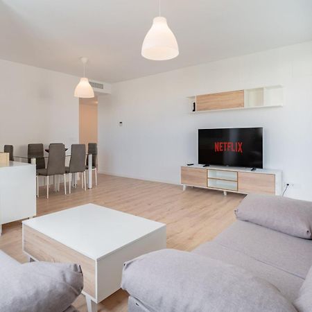 Guestready - Sunny Seaside Escape In Malaga Apartment Exterior foto